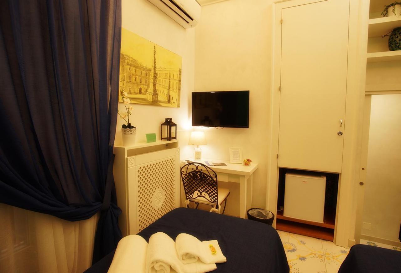 Le Vie Di Napoli B&B Εξωτερικό φωτογραφία