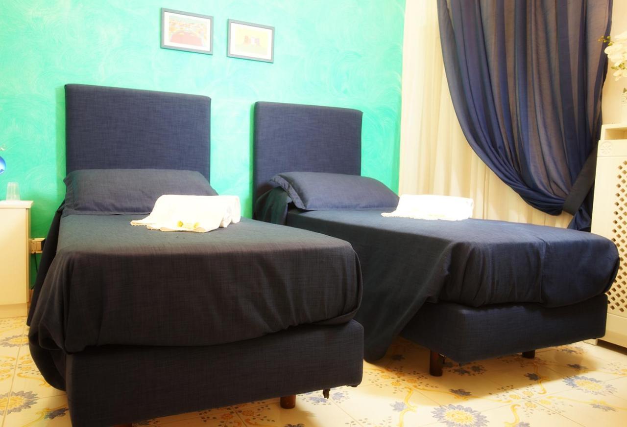 Le Vie Di Napoli B&B Εξωτερικό φωτογραφία